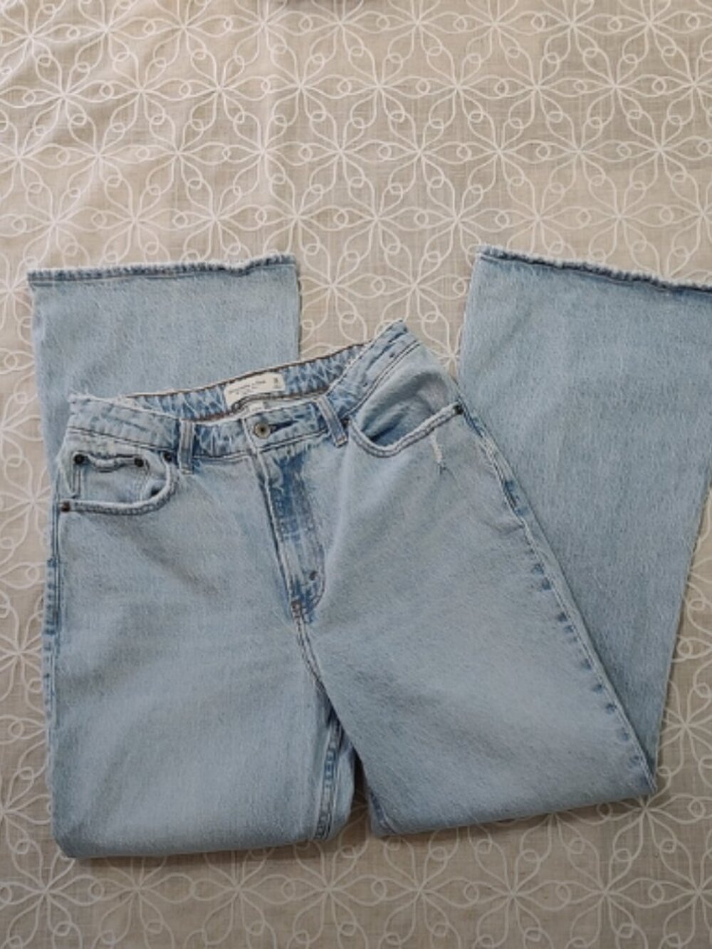 Abercrombie & Fitch The Vintage Flare High Rise Curve Love